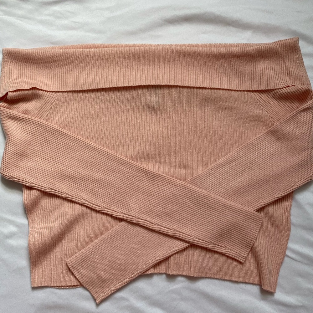 🛍 OFF THE SHOULDER LONG SLEEVE TOP